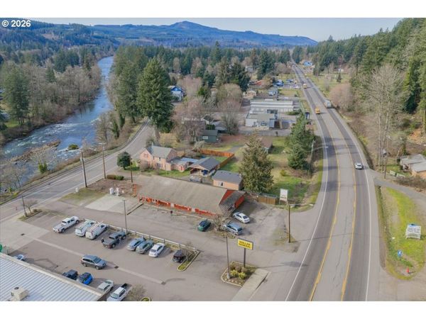 308 NW SANTIAM BLVD, Mill City, OR 97360