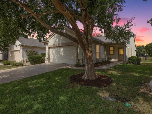 210 Crockett LOOP , Georgetown, TX 78633