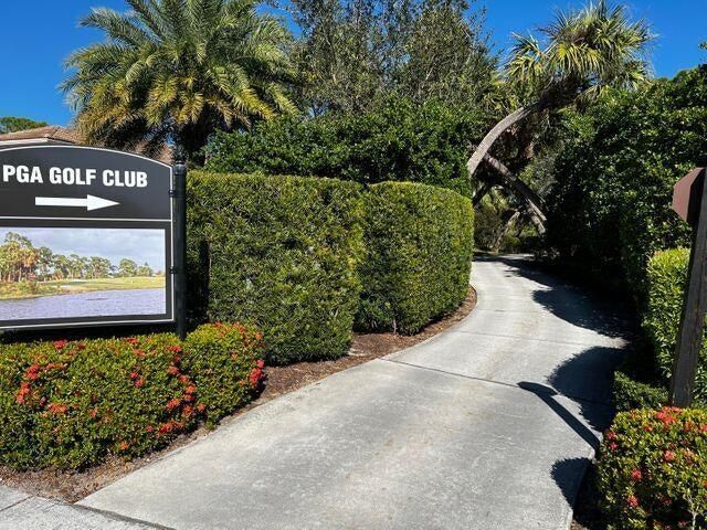 8483 SW Felicita Way, Port Saint Lucie, FL 34987 Photo