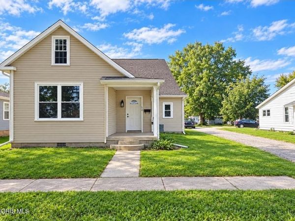 52 S Belmore Street, Leipsic, OH 45856