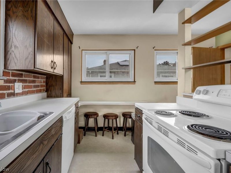 11301 Aaron Drive, Parma, OH 44130 Photo 13