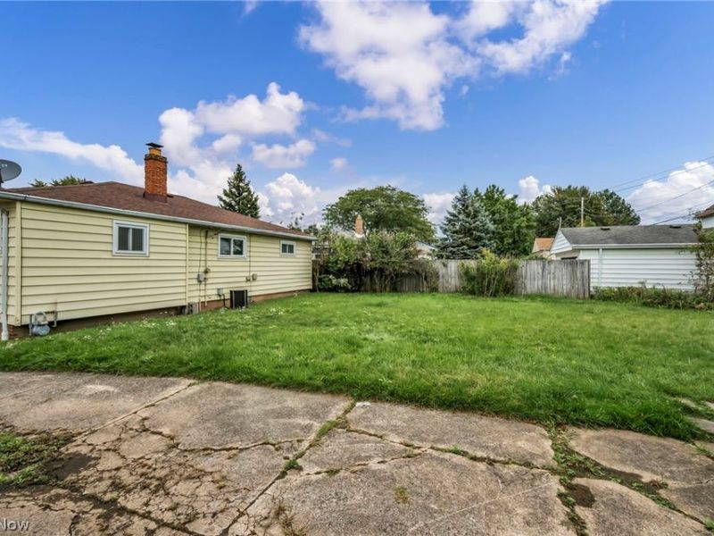 11301 Aaron Drive, Parma, OH 44130 Photo 28