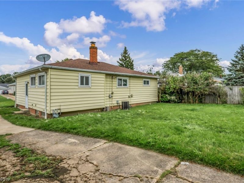 11301 Aaron Drive, Parma, OH 44130 Photo 29