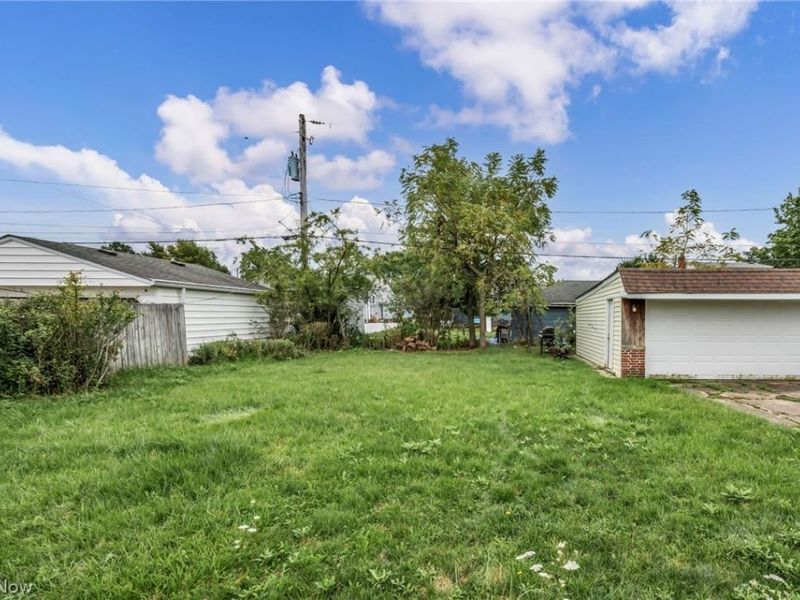 11301 Aaron Drive, Parma, OH 44130 Photo 31