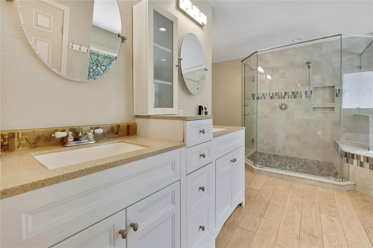5037 Willow Oak Lane , Spring Hill, FL 34607 Photo