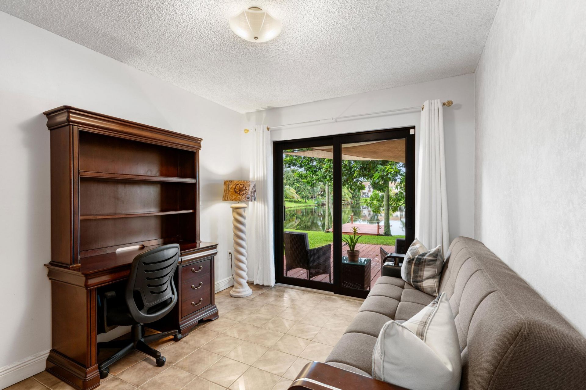 4051 SW 82nd Terrace, Davie, FL 33328 Photo