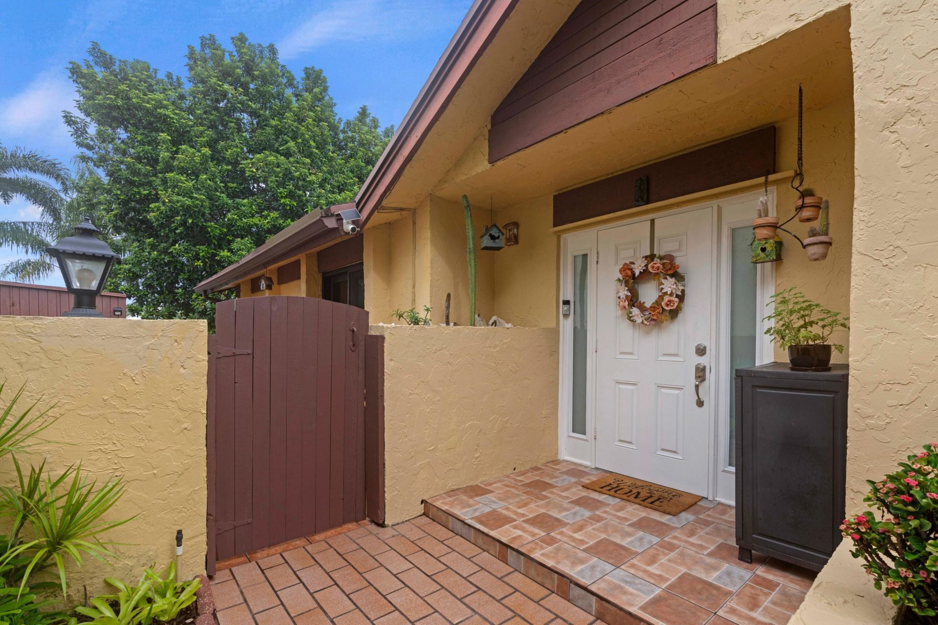 4051 SW 82nd Terrace, Davie, FL 33328 Photo