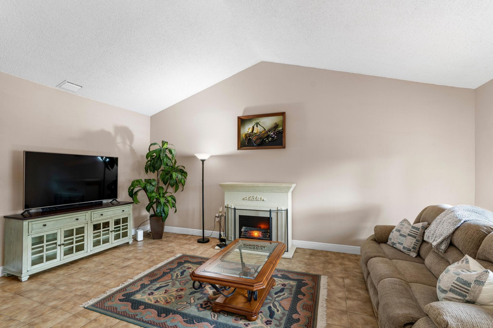4051 SW 82nd Terrace, Davie, FL 33328 Photo