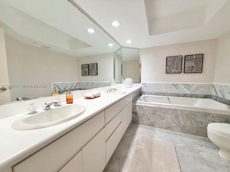 16485 Collins Ave, Unit 2032, Sunny Isles Beach, FL 33160 Photo