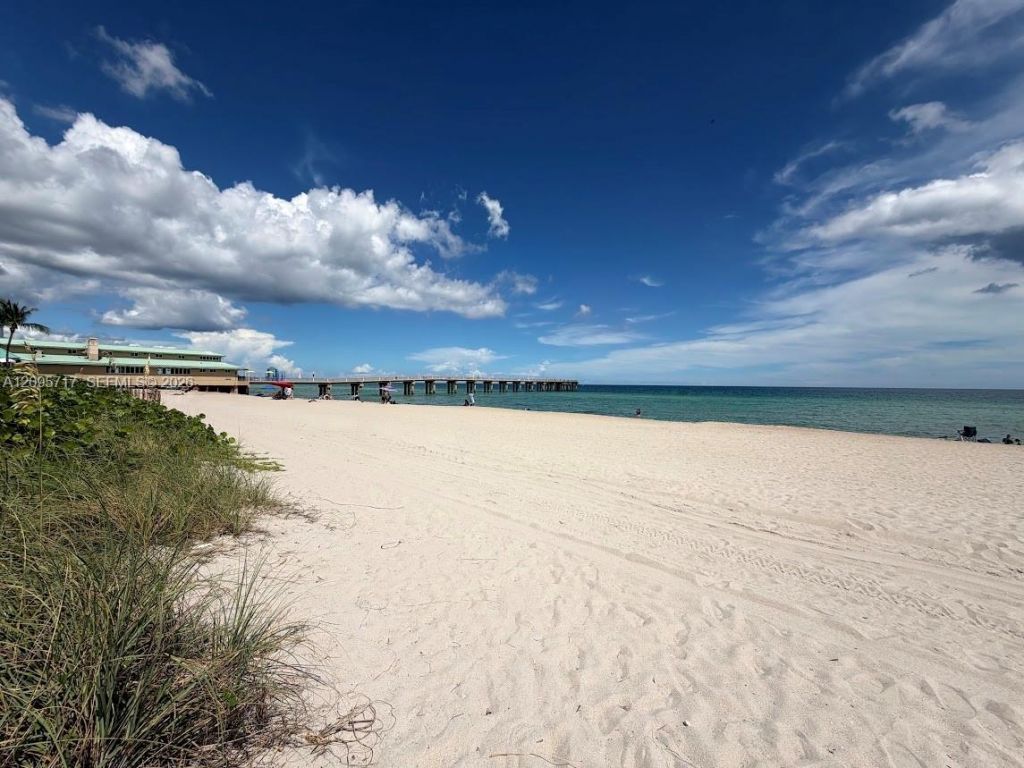 16485 Collins Ave, Unit 2032, Sunny Isles Beach, FL 33160 Photo