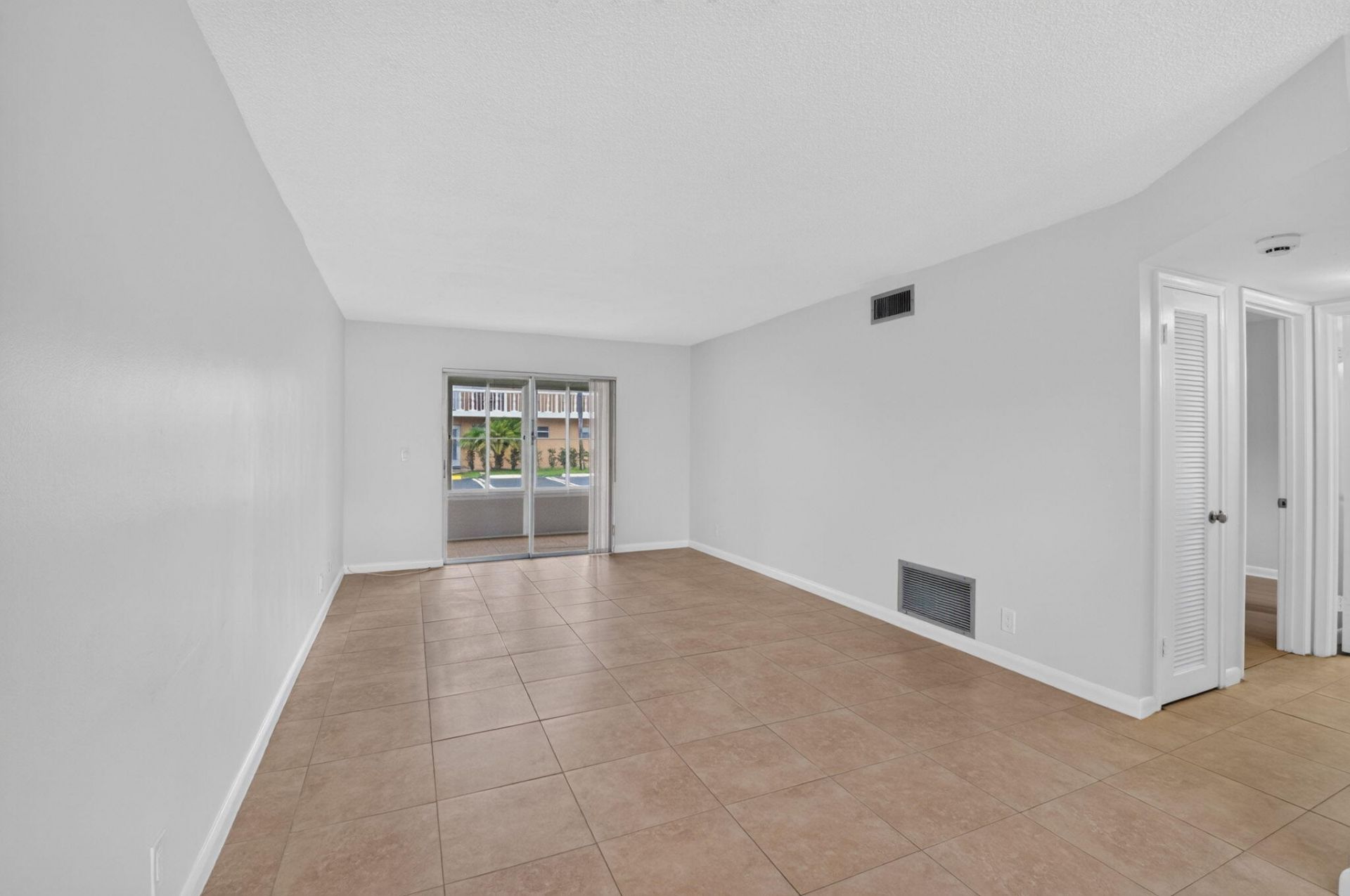 2192 NE 1st Way, Unit 104, Boynton Beach, FL 33435 Photo