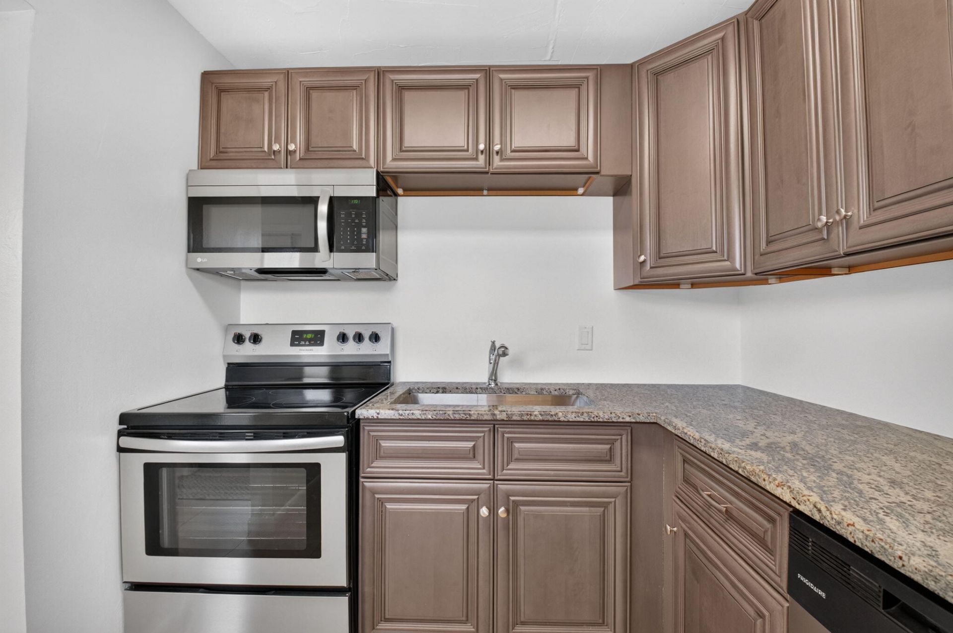 2192 NE 1st Way, Unit 104, Boynton Beach, FL 33435 Photo