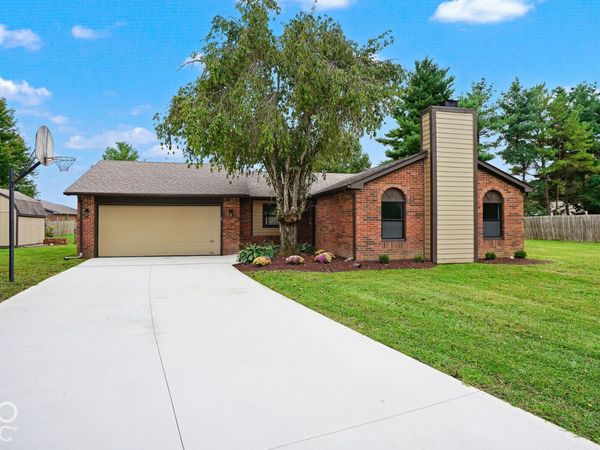11331 Bloomfield Court , Indianapolis, IN 46259