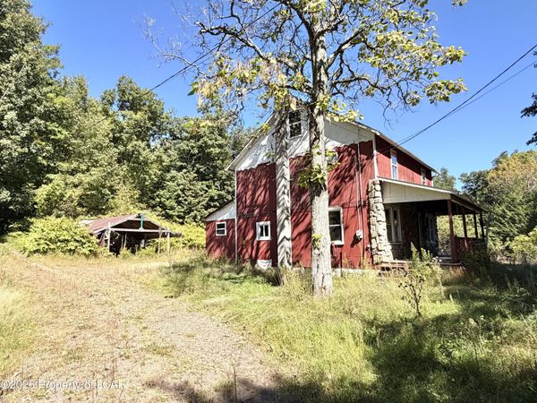 836 Pennsylvania 118 , Sweet Valley, PA 18656