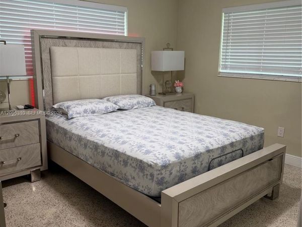 6355 SW 23rd St , Miami, FL 33155
