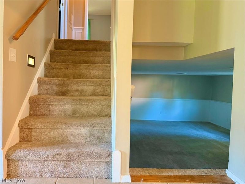 28096 Edgepark Drive, North Olmsted, OH 44070 Photo 14