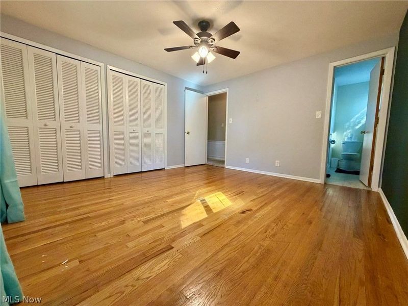 28096 Edgepark Drive, North Olmsted, OH 44070 Photo 19