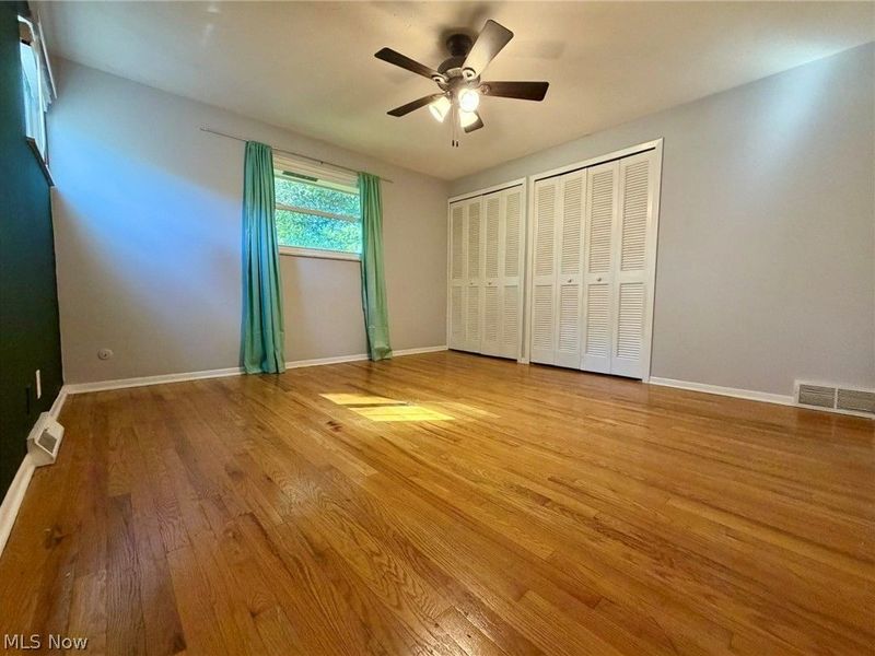 28096 Edgepark Drive, North Olmsted, OH 44070 Photo 20