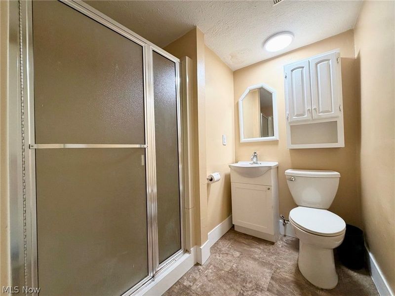 28096 Edgepark Drive, North Olmsted, OH 44070 Photo 32