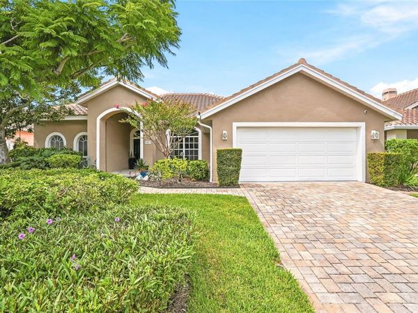 4851 WINDMILL PALM TERRACE NE, ST PETERSBURG, FL 33703