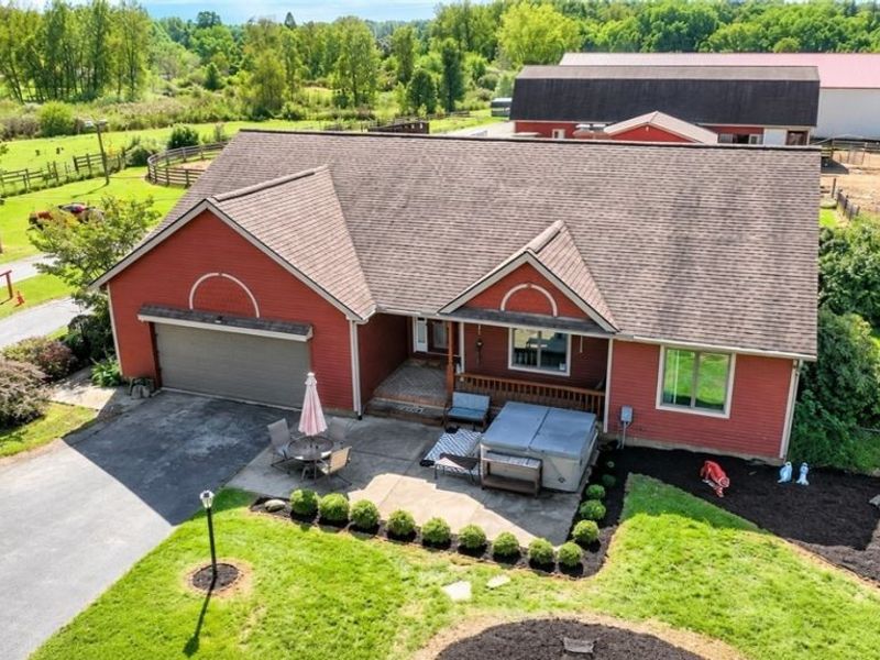 18 Manning Road, Mogadore, OH 44260 Photo 2