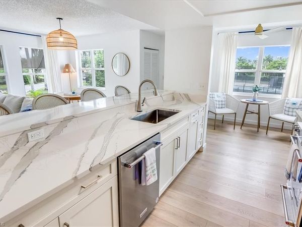 513 Club Side DR, Unit 1-513, NAPLES, FL 34110