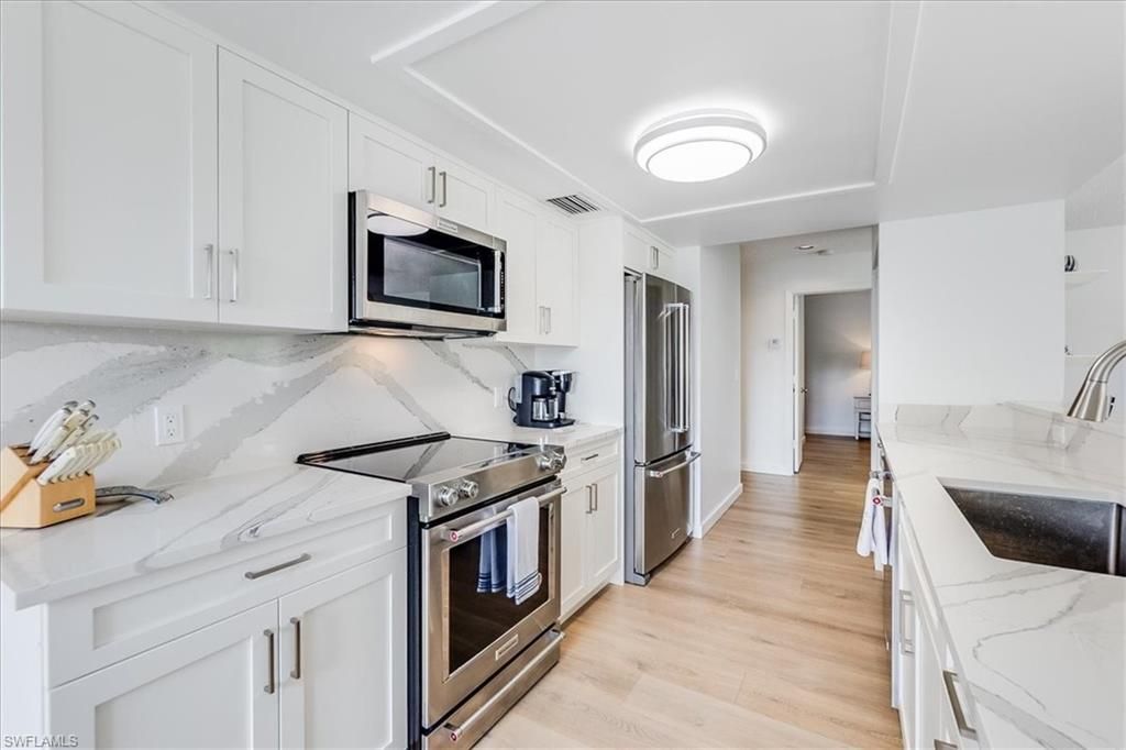 513 Club Side Dr, Unit 1-513, Naples, FL 34110 Photo