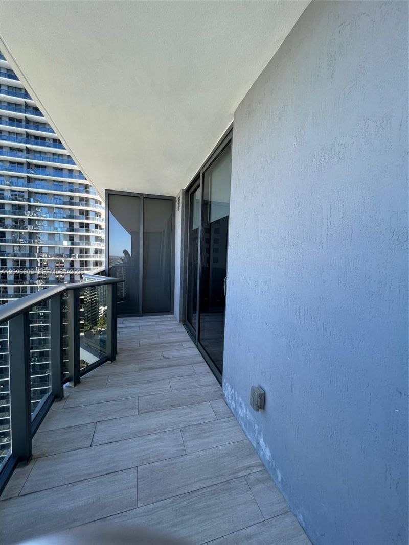 45 SW 9th St , Unit 3709, Miami, FL 33130 Photo