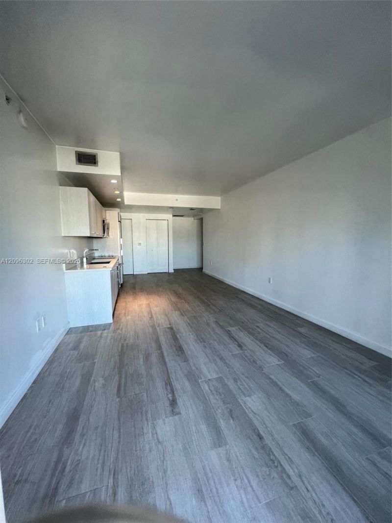 45 SW 9th St , Unit 3709, Miami, FL 33130 Photo