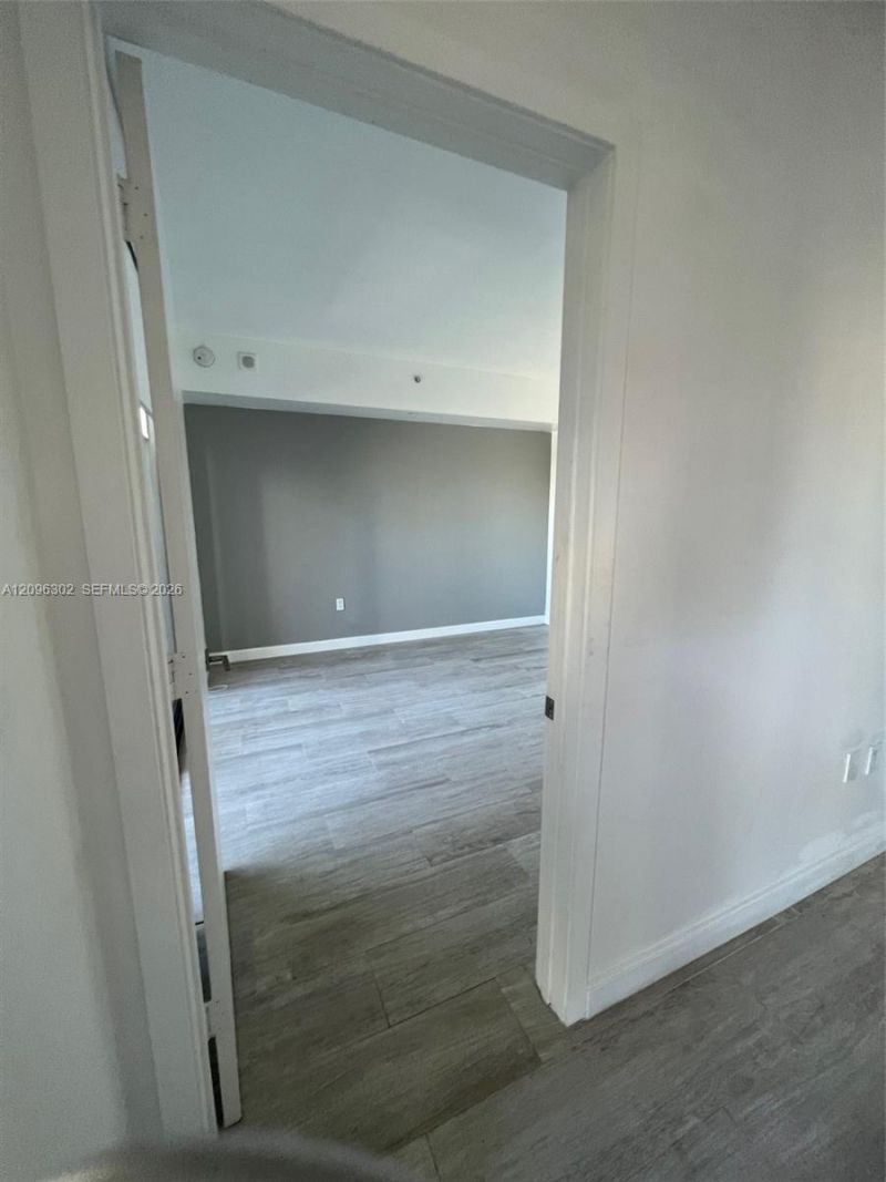 45 SW 9th St , Unit 3709, Miami, FL 33130 Photo