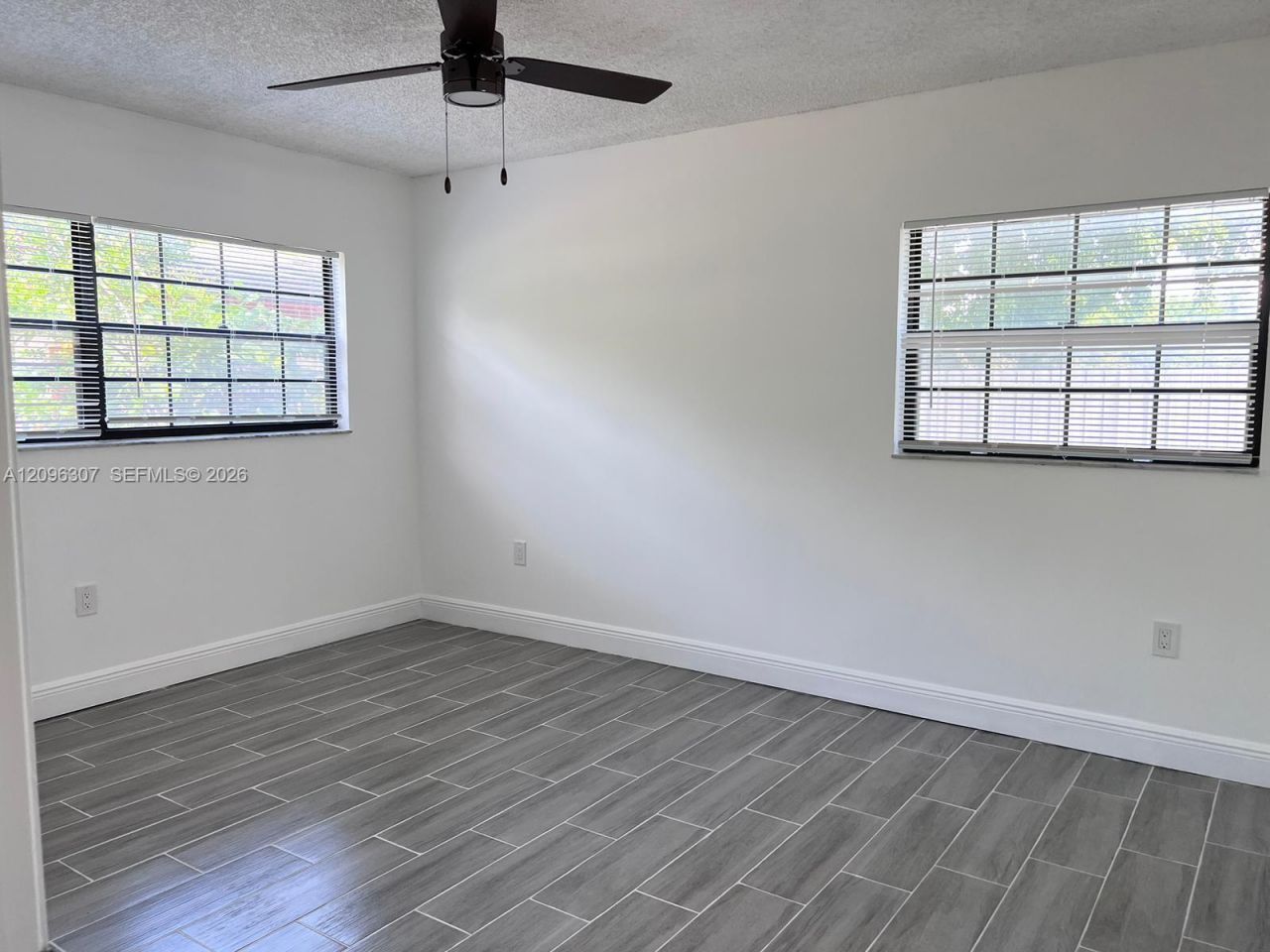 19055 NW 62nd Ave, Unit 111, Hialeah, FL 33015 Photo