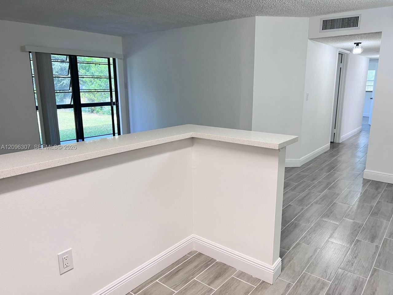 19055 NW 62nd Ave, Unit 111, Hialeah, FL 33015 Photo