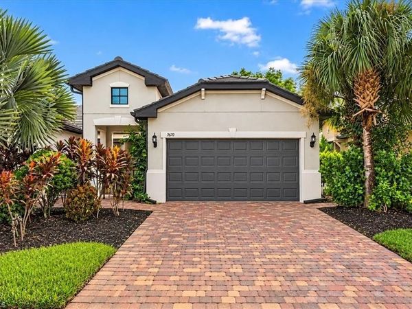 7670 Jacaranda LN , NAPLES, FL 34114