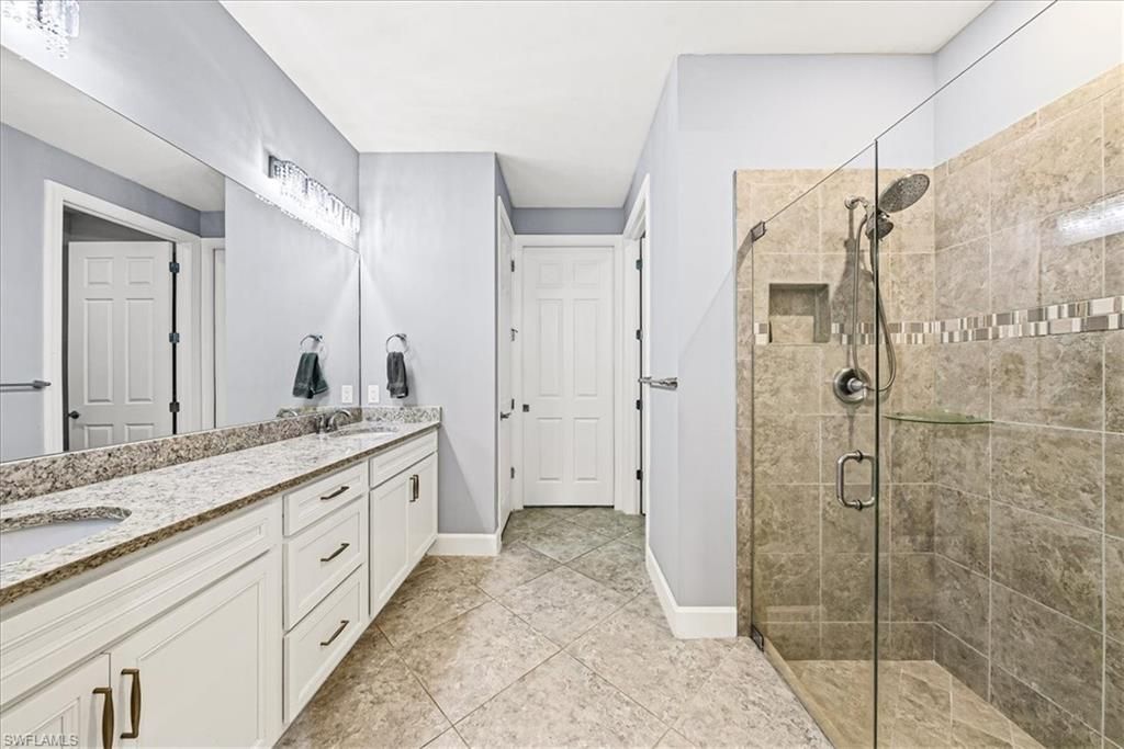 7670 Jacaranda Ln, Naples, FL 34114 Photo