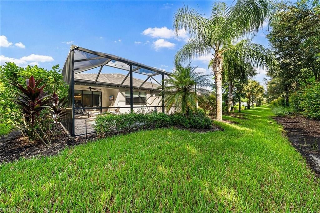 7670 Jacaranda Ln, Naples, FL 34114 Photo