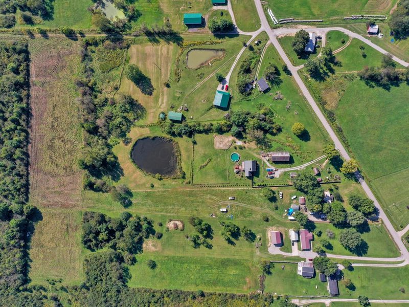 4275 Hopewell Indian Road, Glenford, OH 43739 Photo 9