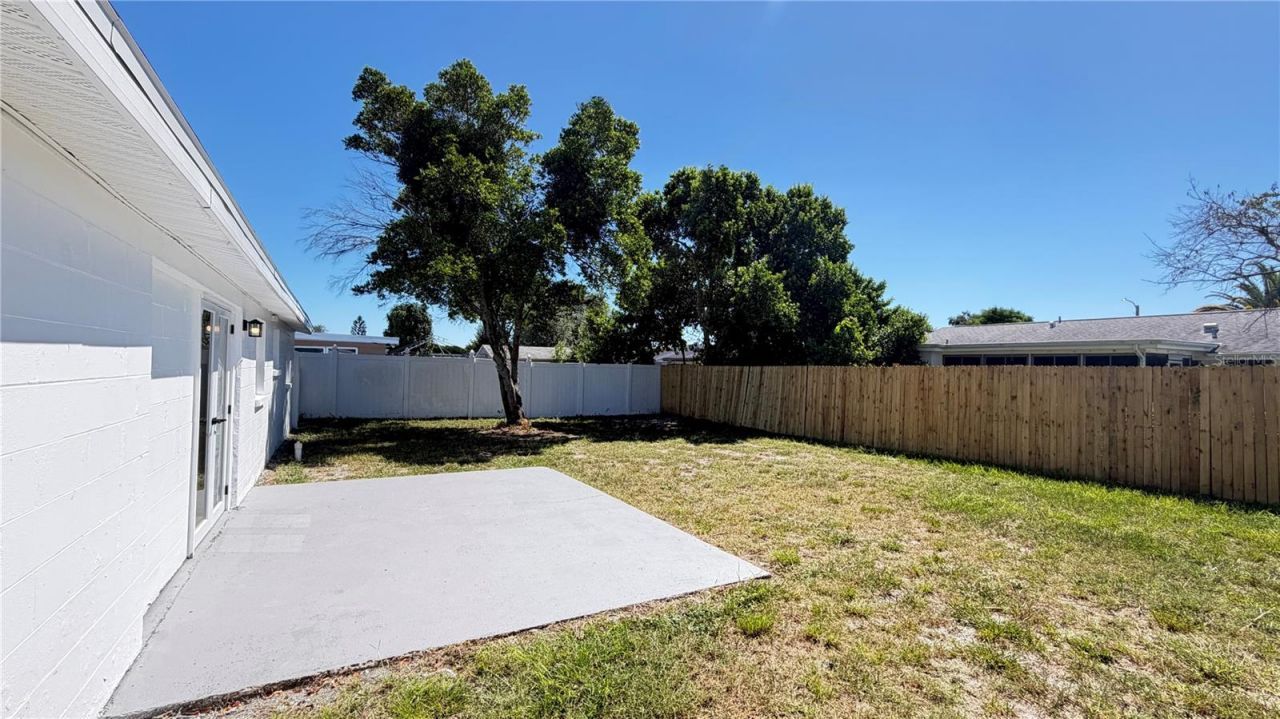 7330 Mayfield Drive, Port Richey, FL 34668 Photo