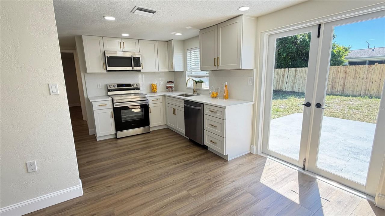 7330 Mayfield Drive, Port Richey, FL 34668 Photo