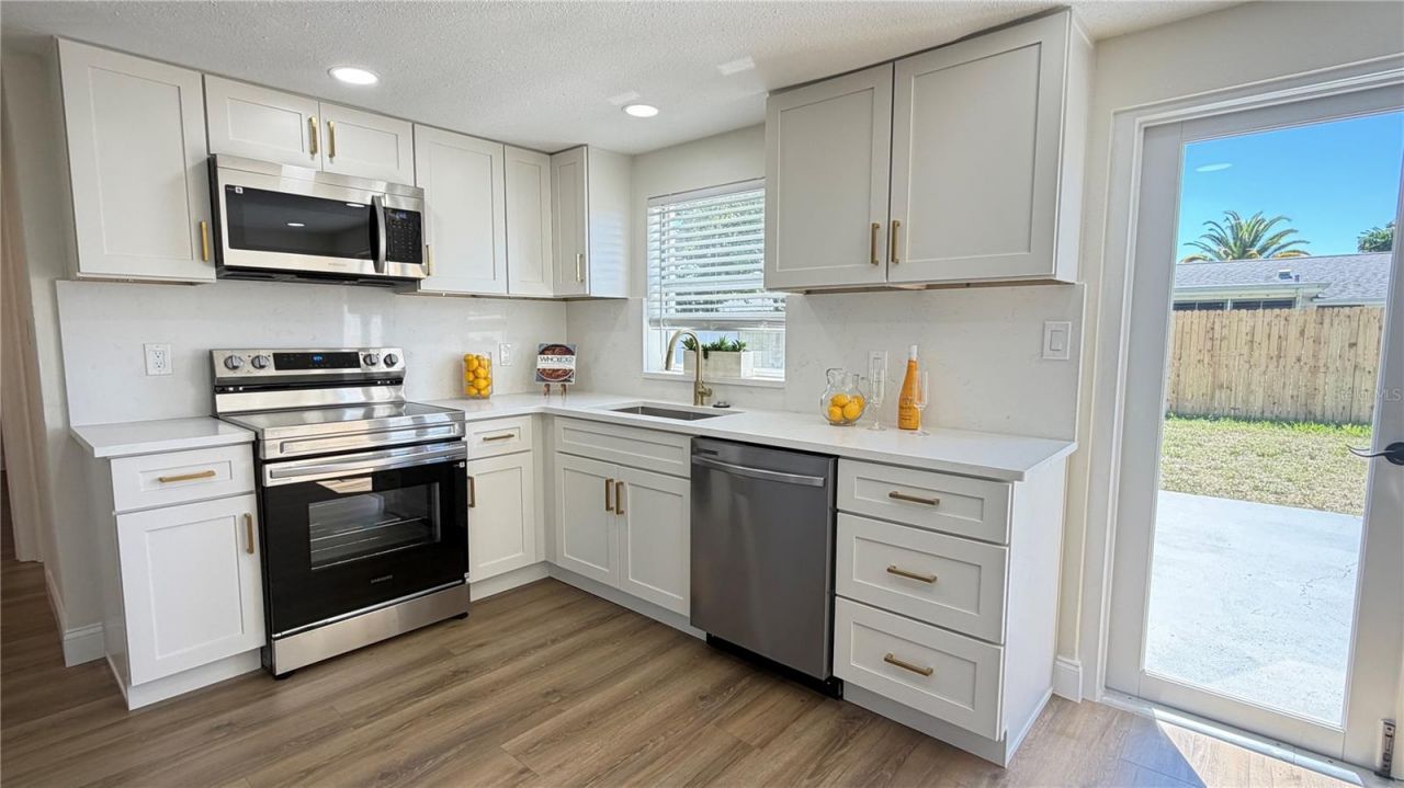 7330 Mayfield Drive, Port Richey, FL 34668 Photo