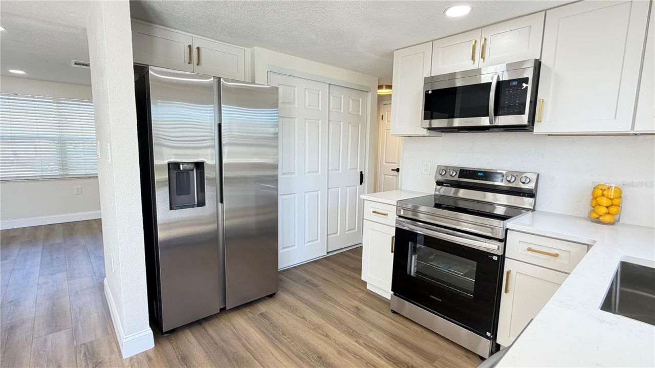 7330 Mayfield Drive, Port Richey, FL 34668 Photo