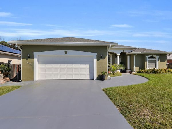 1885 SW ALTMAN Avenue, Port St. Lucie, FL 34953