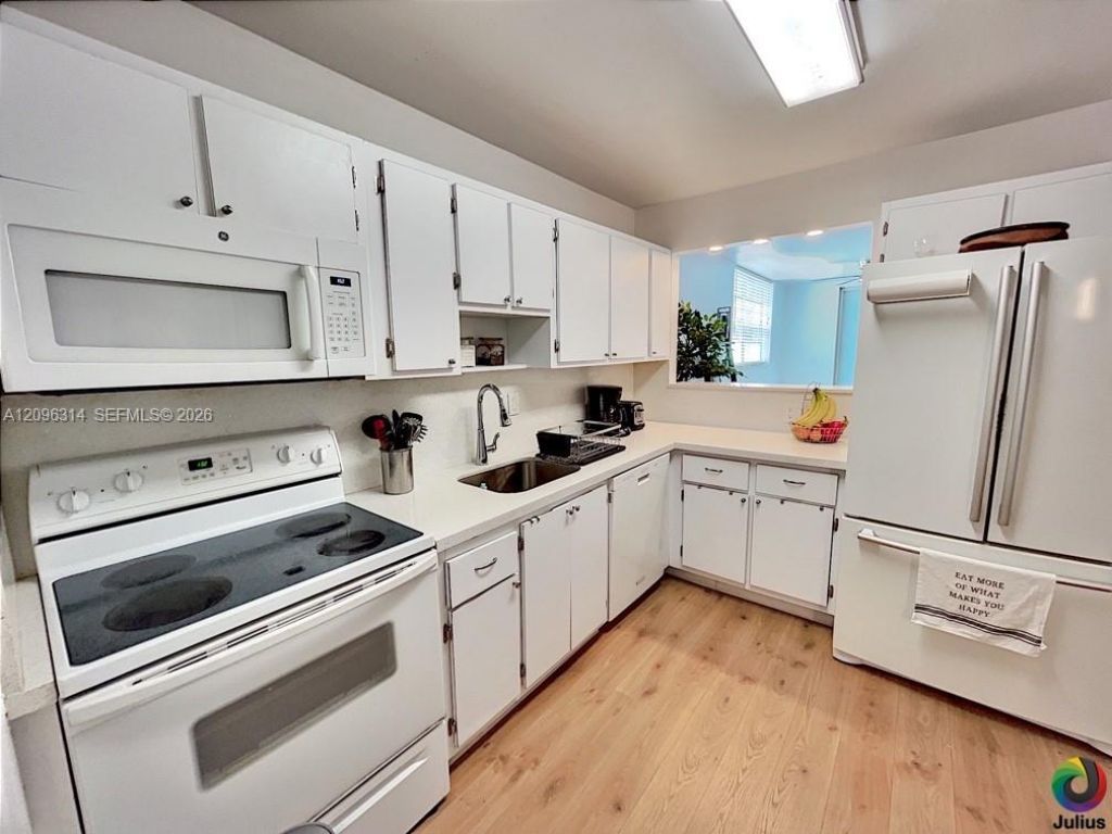 7100 NW 17th St, Unit 112, Plantation, FL 33313 Photo