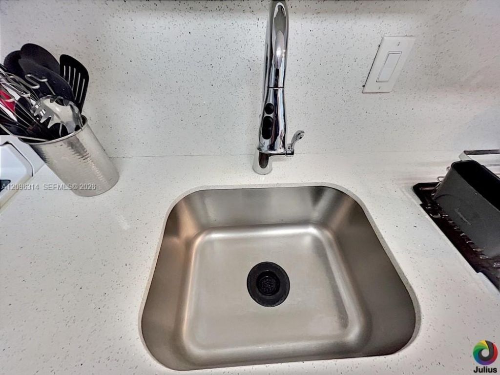 7100 NW 17th St, Unit 112, Plantation, FL 33313 Photo