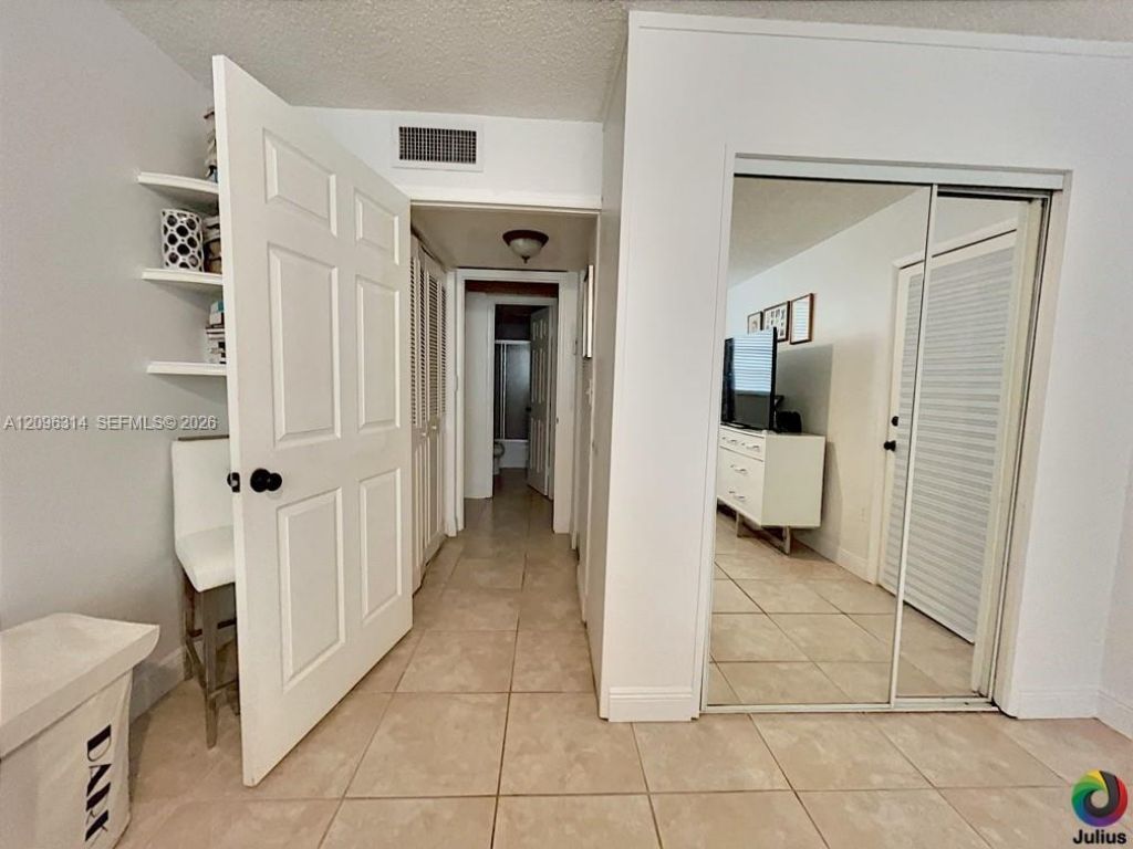 7100 NW 17th St, Unit 112, Plantation, FL 33313 Photo