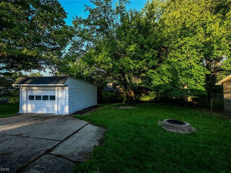 324 N Hawkins Avenue, Akron, OH 44313 Photo 42