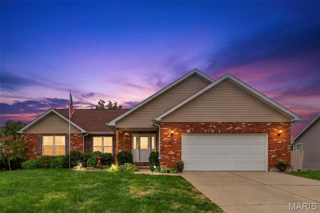 838 Greenbriar, Union, MO 63084 Main Photo