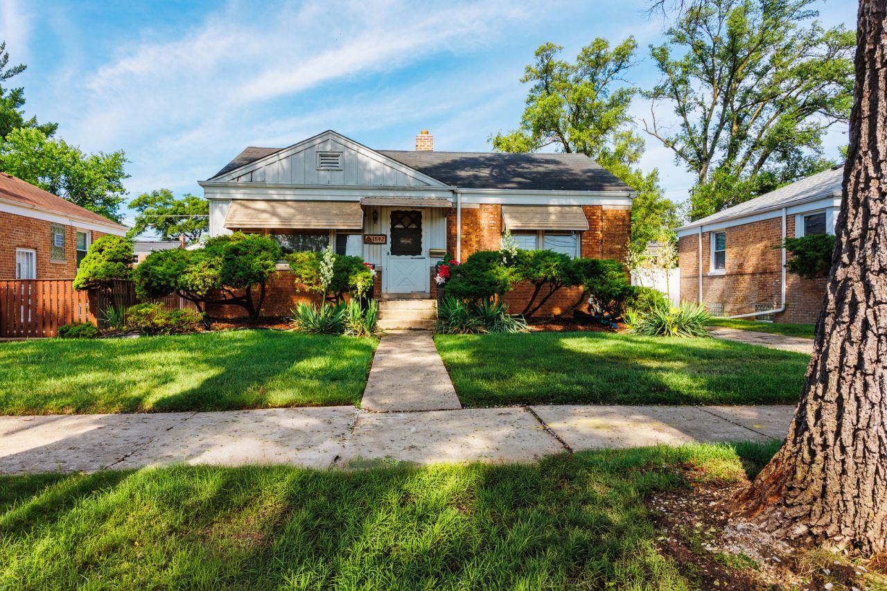 1542 Gardner Road, Westchester, IL 60154 Main Photo