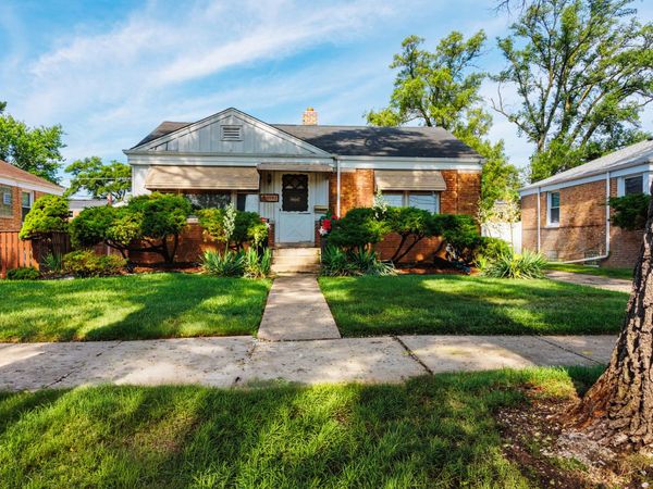 1542 Gardner Road, Westchester, IL 60154