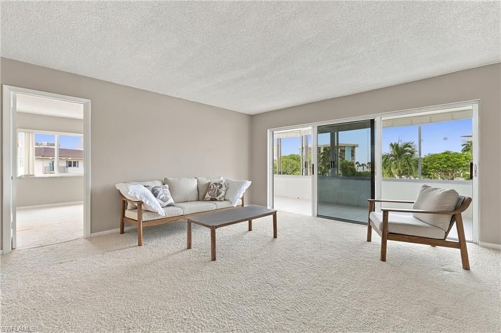 3410 Gulf Shore Blvd N, Unit 304, Naples, FL 34103 Photo
