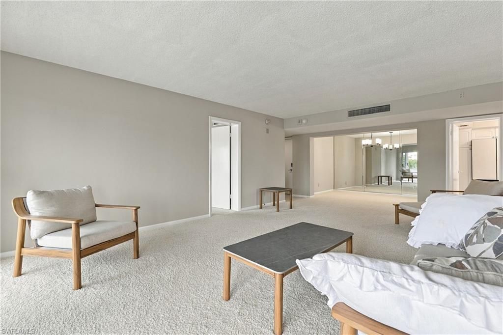 3410 Gulf Shore Blvd N, Unit 304, Naples, FL 34103 Photo